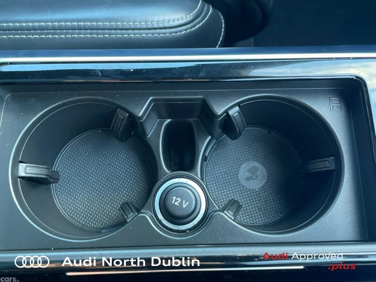Audi Q8 Hatchback, Petrol Plug-in Hybrid, 2023, Black
