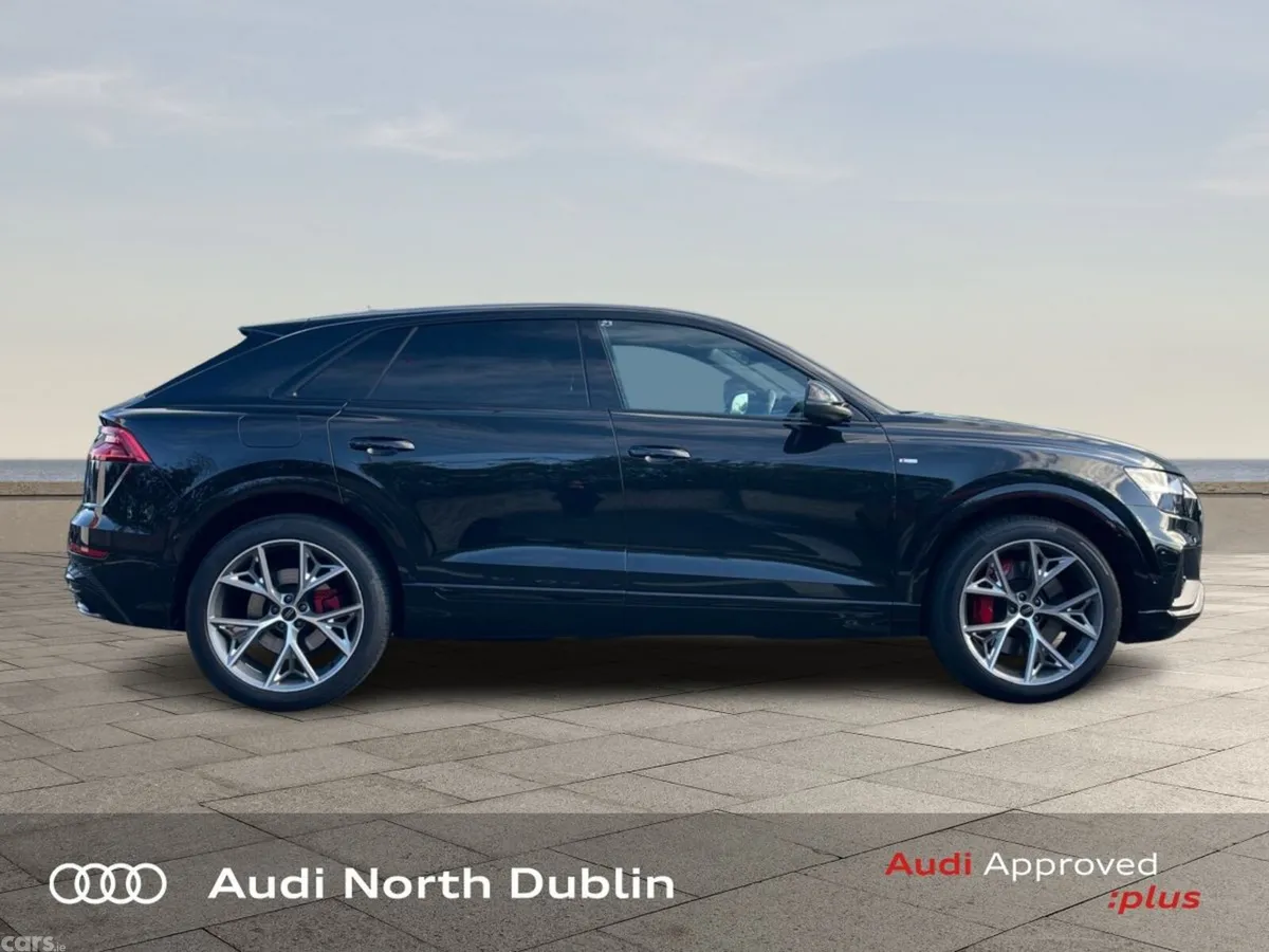 Audi Q8 Hatchback, Petrol Plug-in Hybrid, 2023, Black