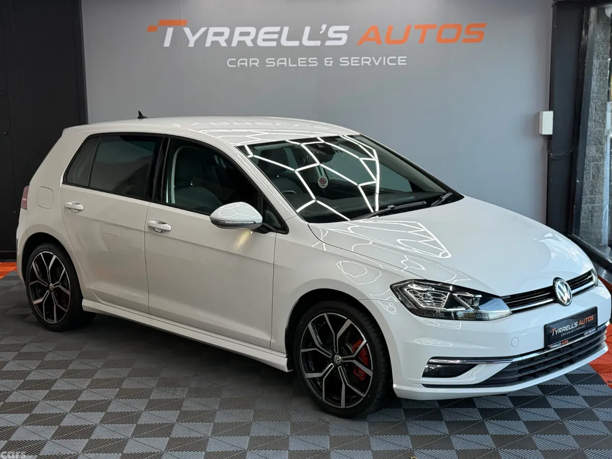 Volkswagen Golf Hatchback, Petrol, 2019, White