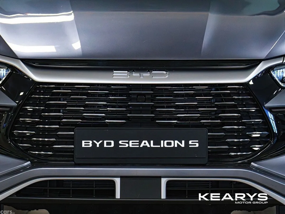 BYD SEALION 5 SUV, Petrol Plug-in Hybrid, 2026, Grey