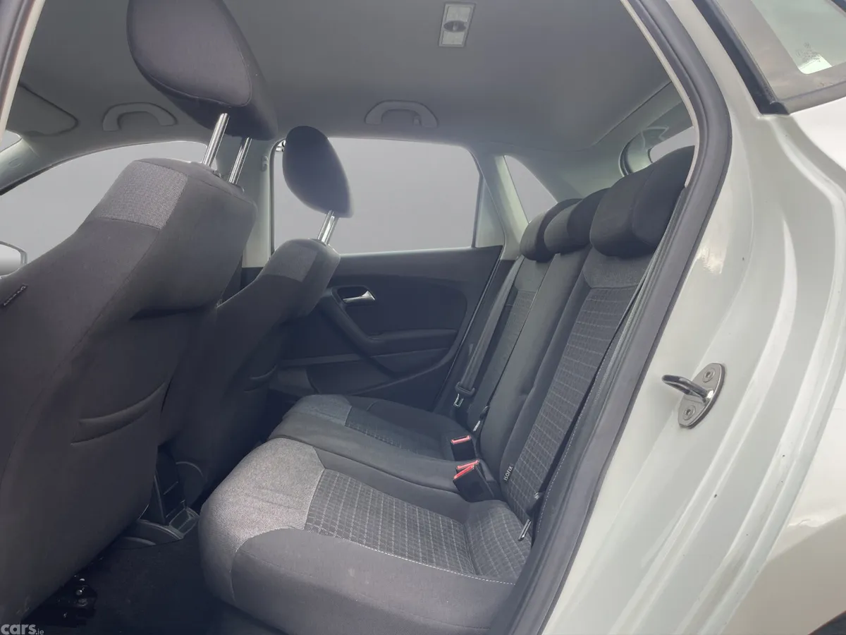 Volkswagen Polo Hatchback, Petrol, 2017, White