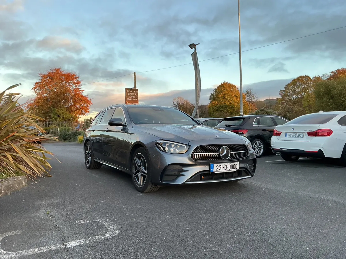 Mercedes-Benz 300 Estate, Diesel Hybrid, 2022, Grey