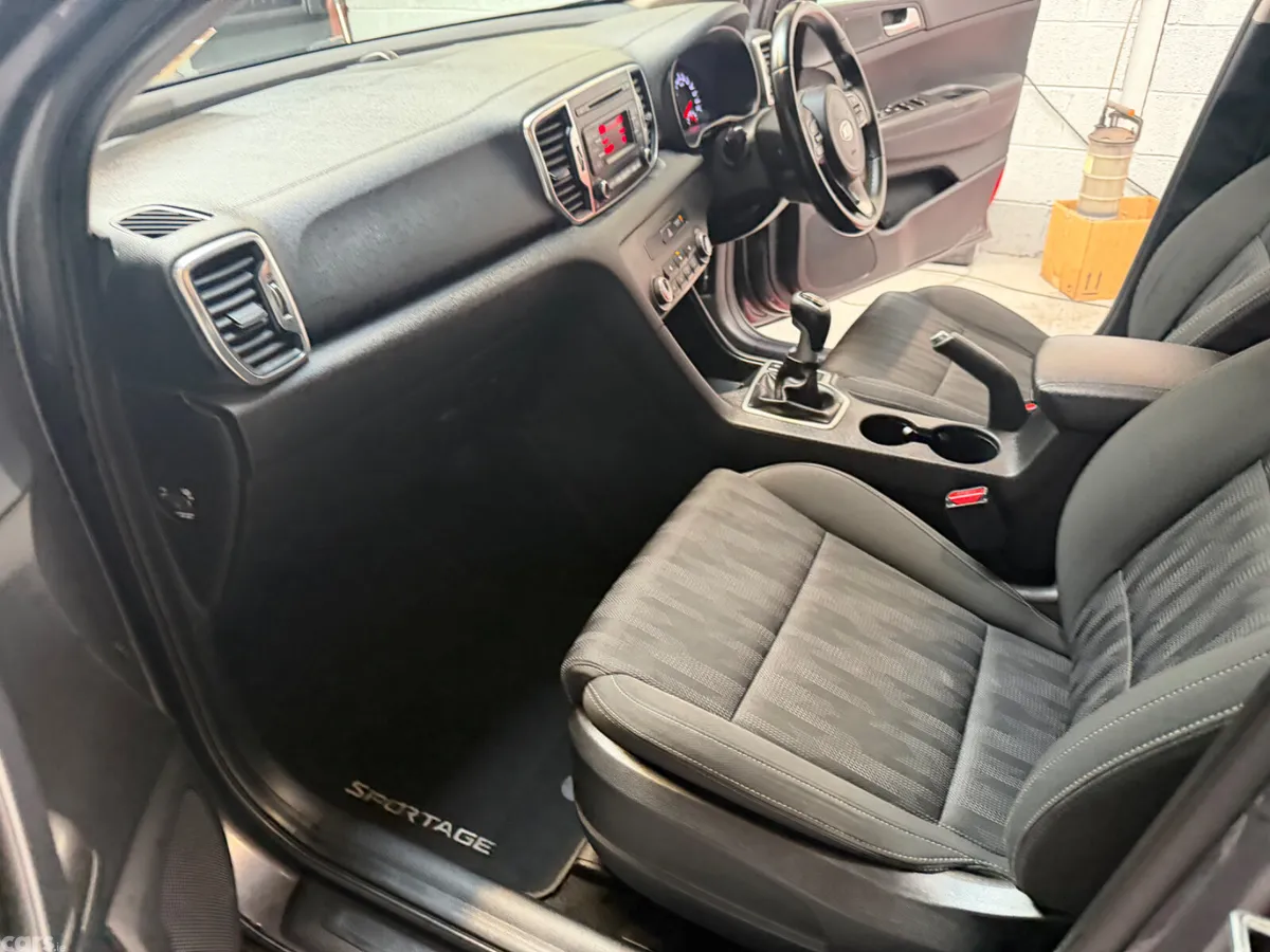 Kia Sportage SUV, Diesel, 2017, Grey