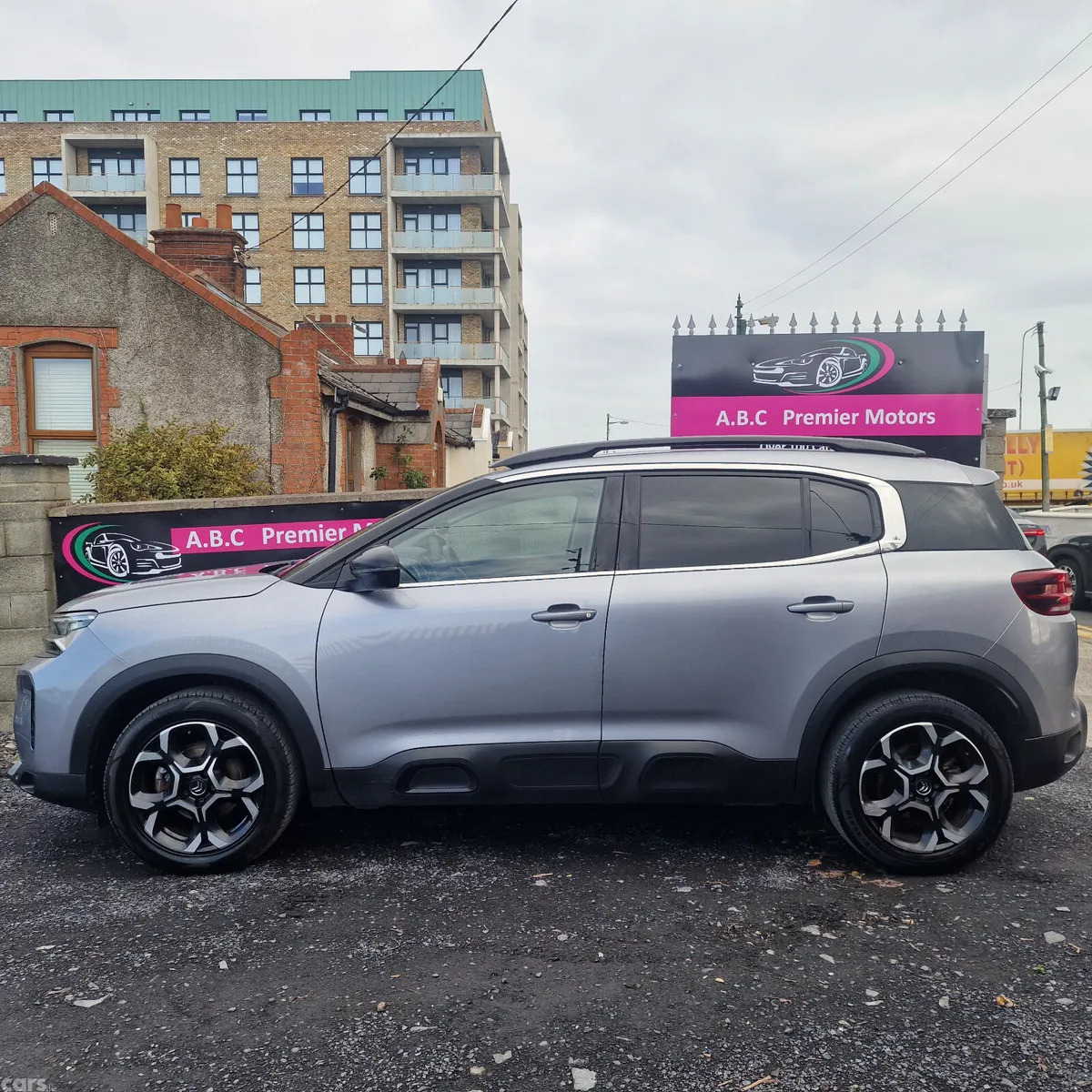 Citroen C5 Aircross MPV, Diesel, 2022, Grey