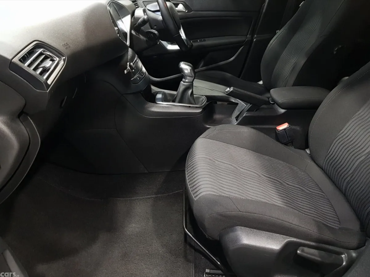 Peugeot 308 Estate, Diesel, 2016, Grey