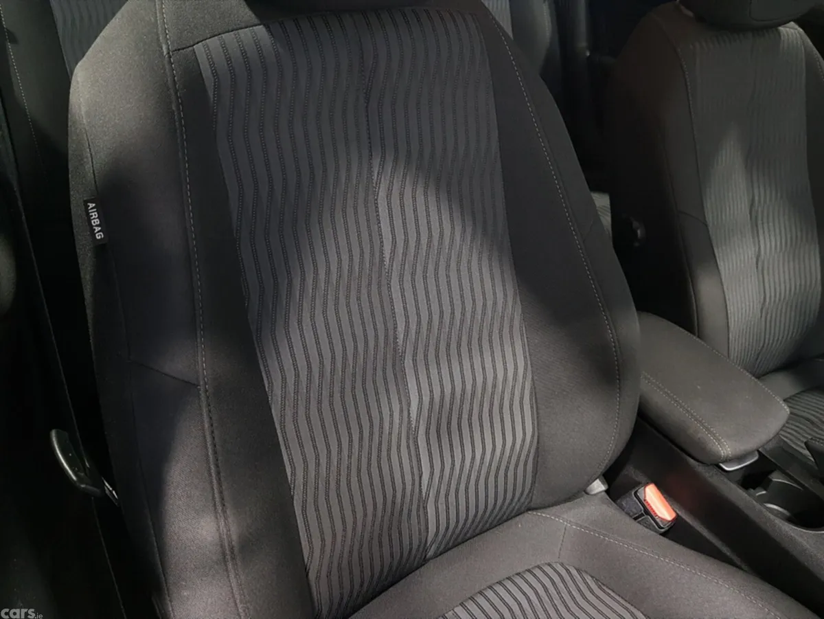 Peugeot 308 Estate, Diesel, 2016, Grey