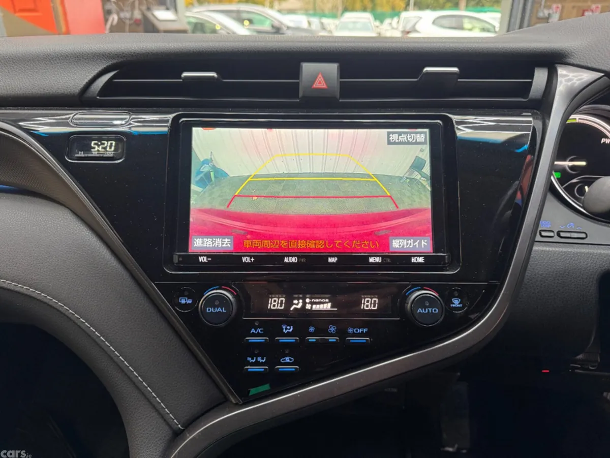 Toyota Camry Saloon, Petrol Hybrid, 2018, Red