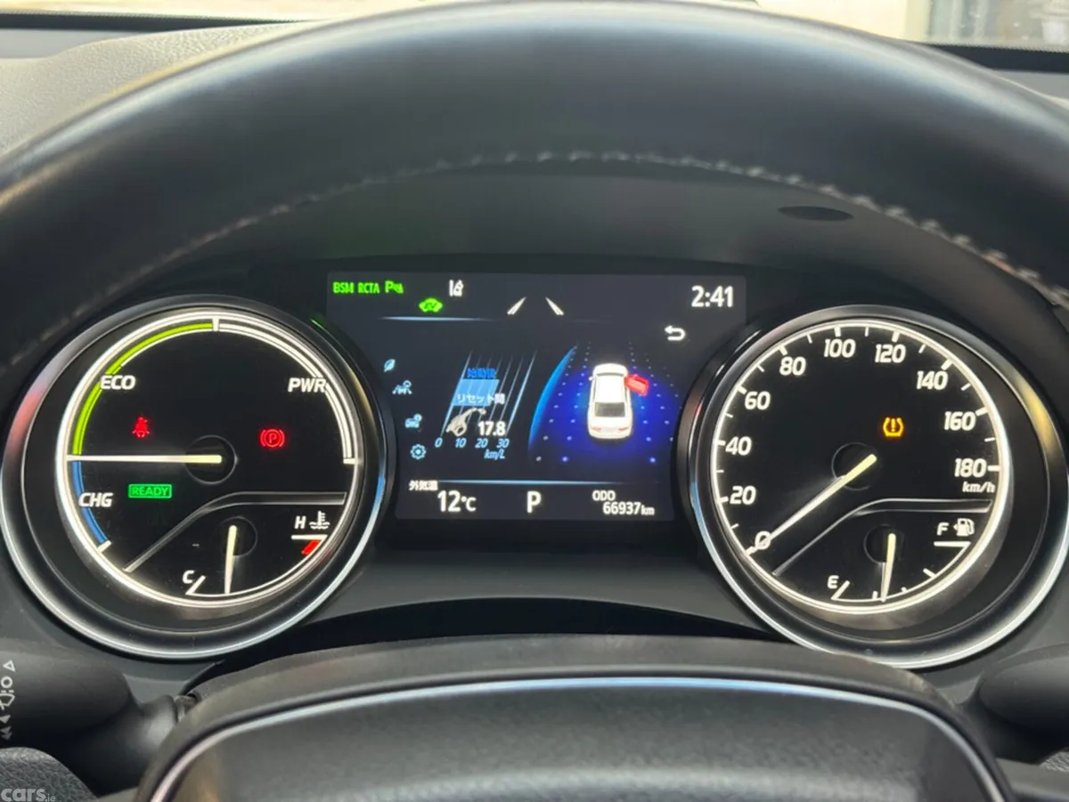 Toyota Camry Saloon, Petrol Hybrid, 2019, Black