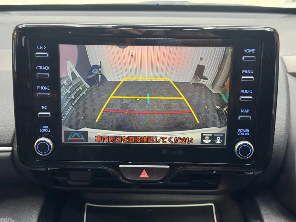 Toyota Yaris Cross SUV, Petrol Hybrid, 2021, White