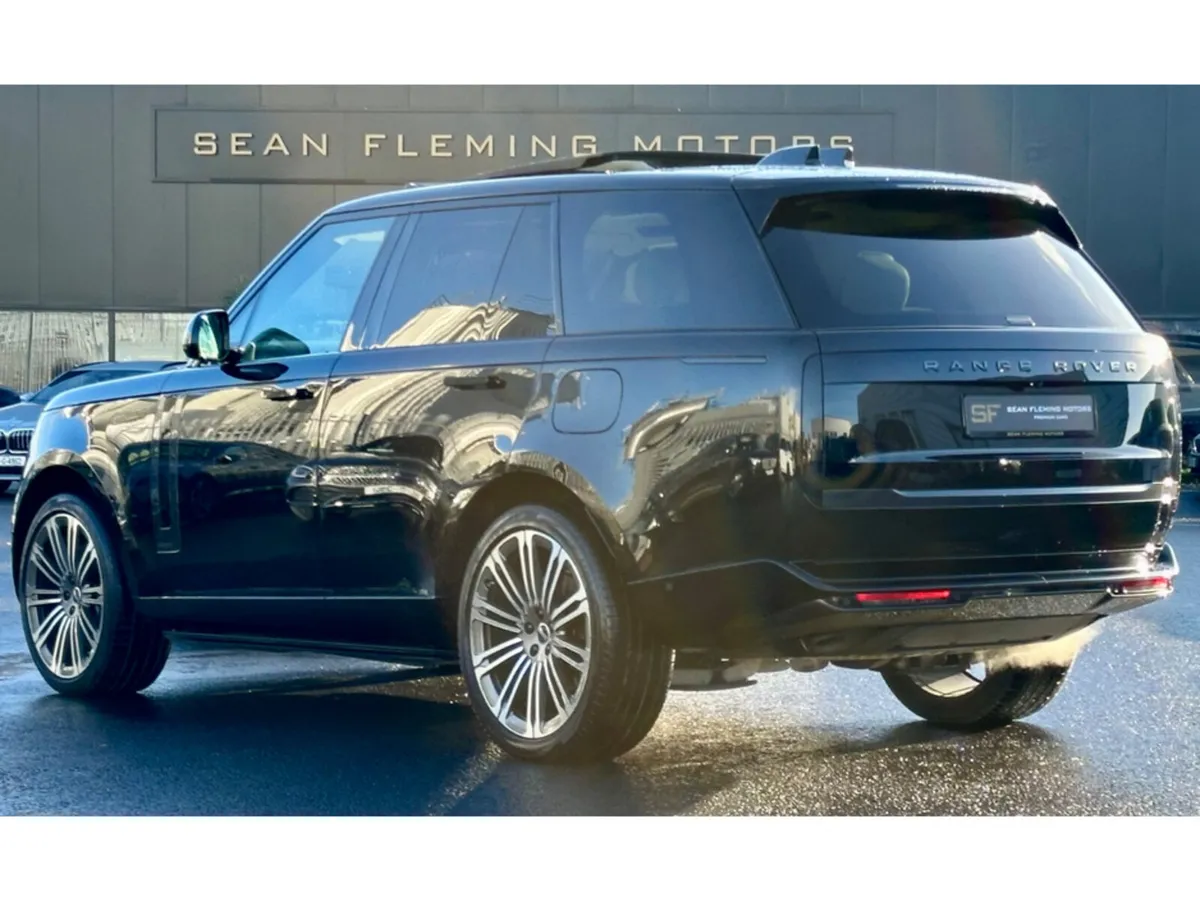 Land Rover Range Rover SUV, Petrol Plug-in Hybrid, 2025, Black