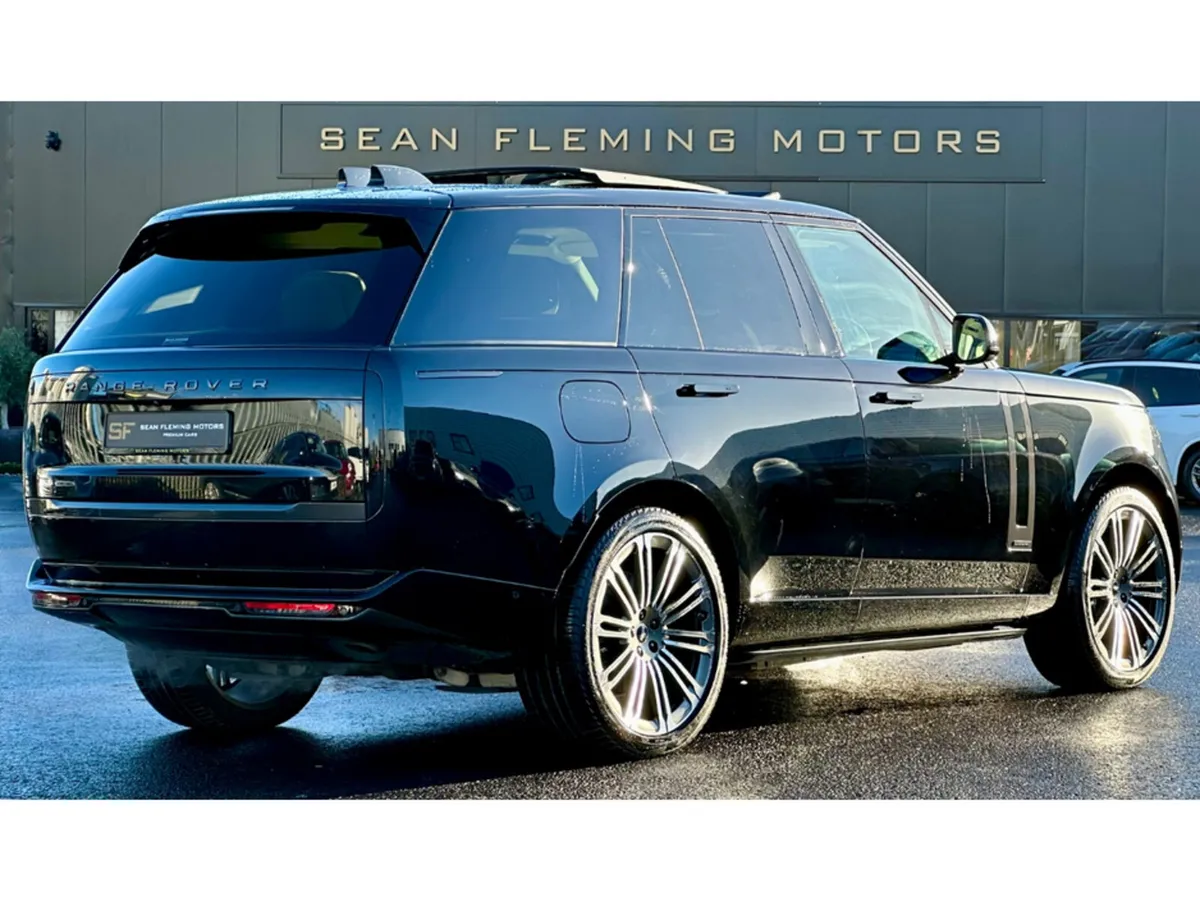 Land Rover Range Rover SUV, Petrol Plug-in Hybrid, 2025, Black