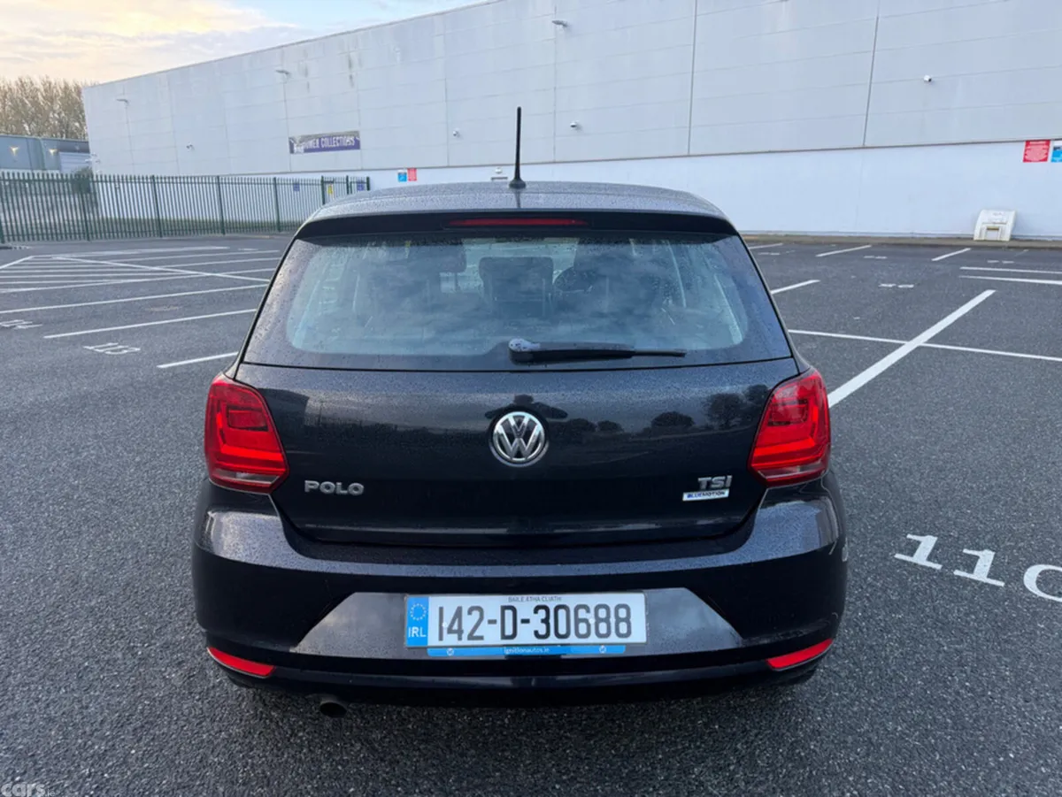 Volkswagen Polo Hatchback, Petrol, 2014, Black