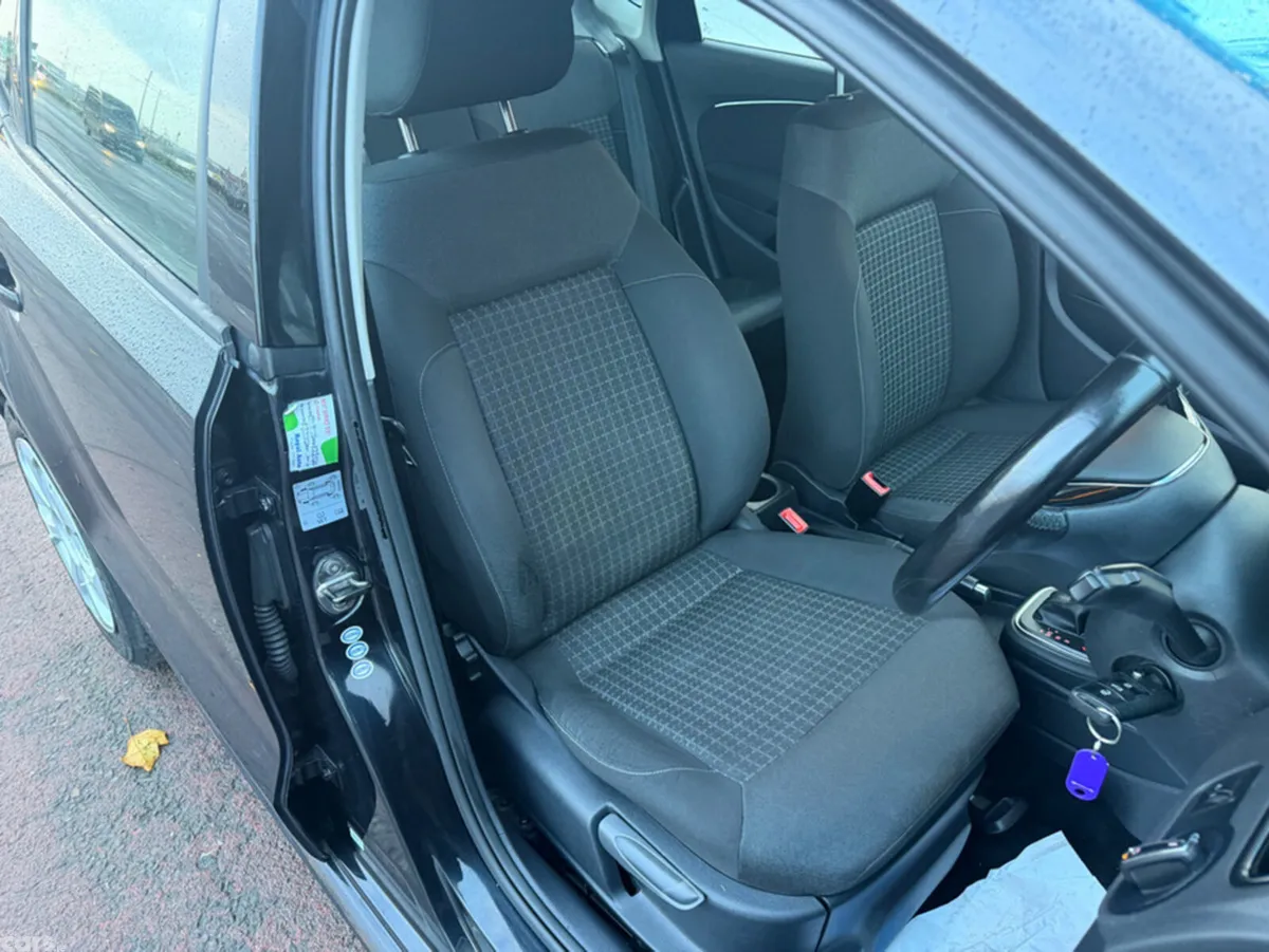 Volkswagen Polo Hatchback, Petrol, 2014, Black