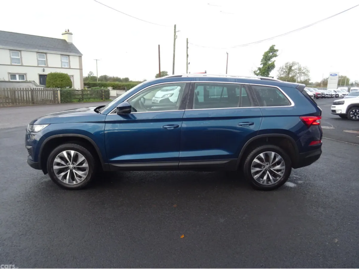Skoda Kodiaq MPV, Diesel, 2024, Blue
