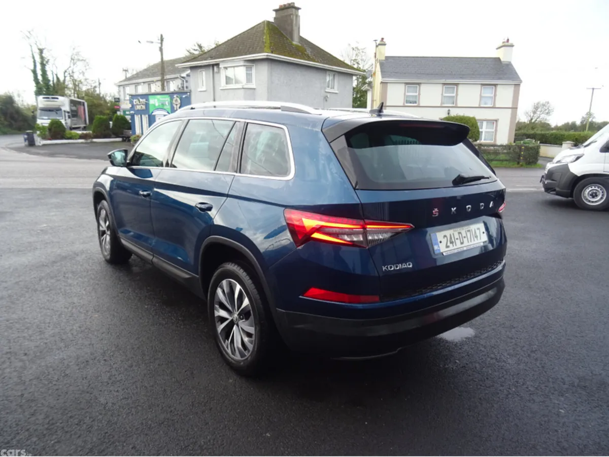 Skoda Kodiaq MPV, Diesel, 2024, Blue