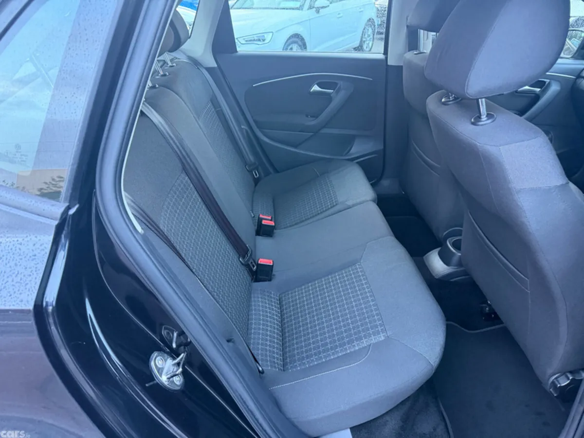 Volkswagen Polo Hatchback, Petrol, 2014, Black
