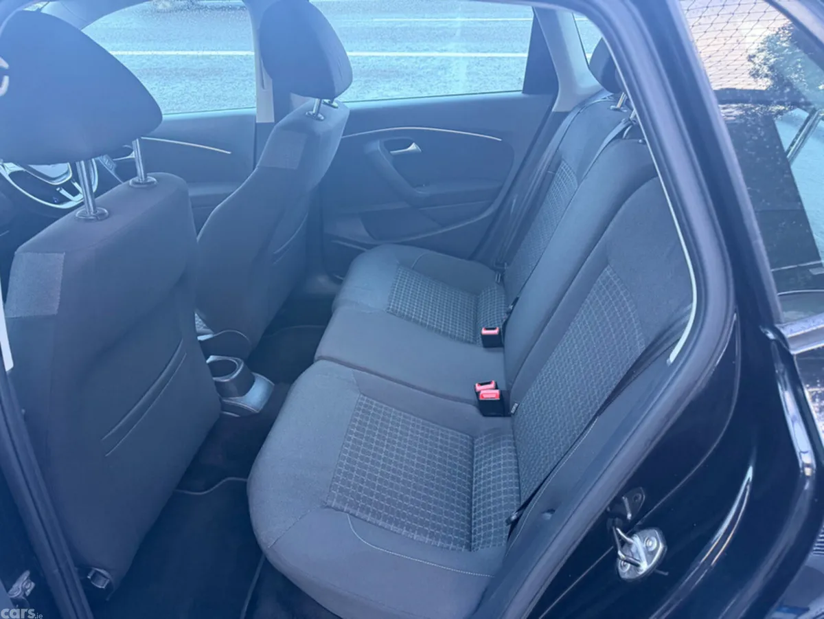 Volkswagen Polo Hatchback, Petrol, 2014, Black