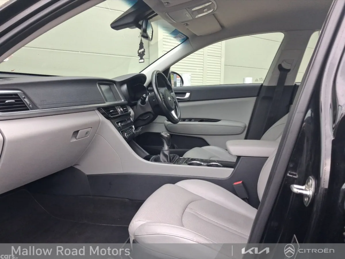 Kia Optima Saloon, Diesel, 2019, Black