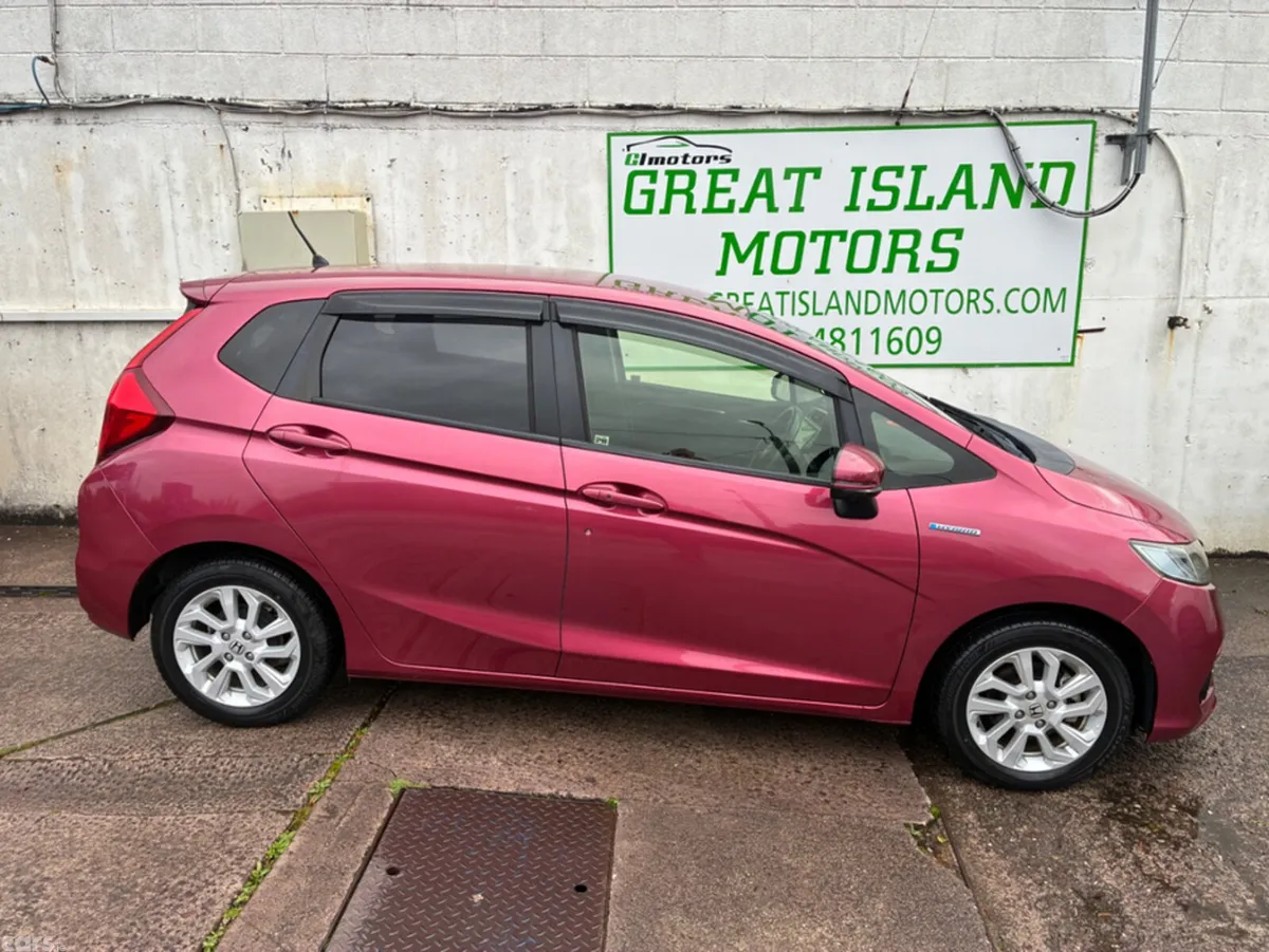 Honda Fit Hatchback, Petrol Hybrid, 2017, Red
