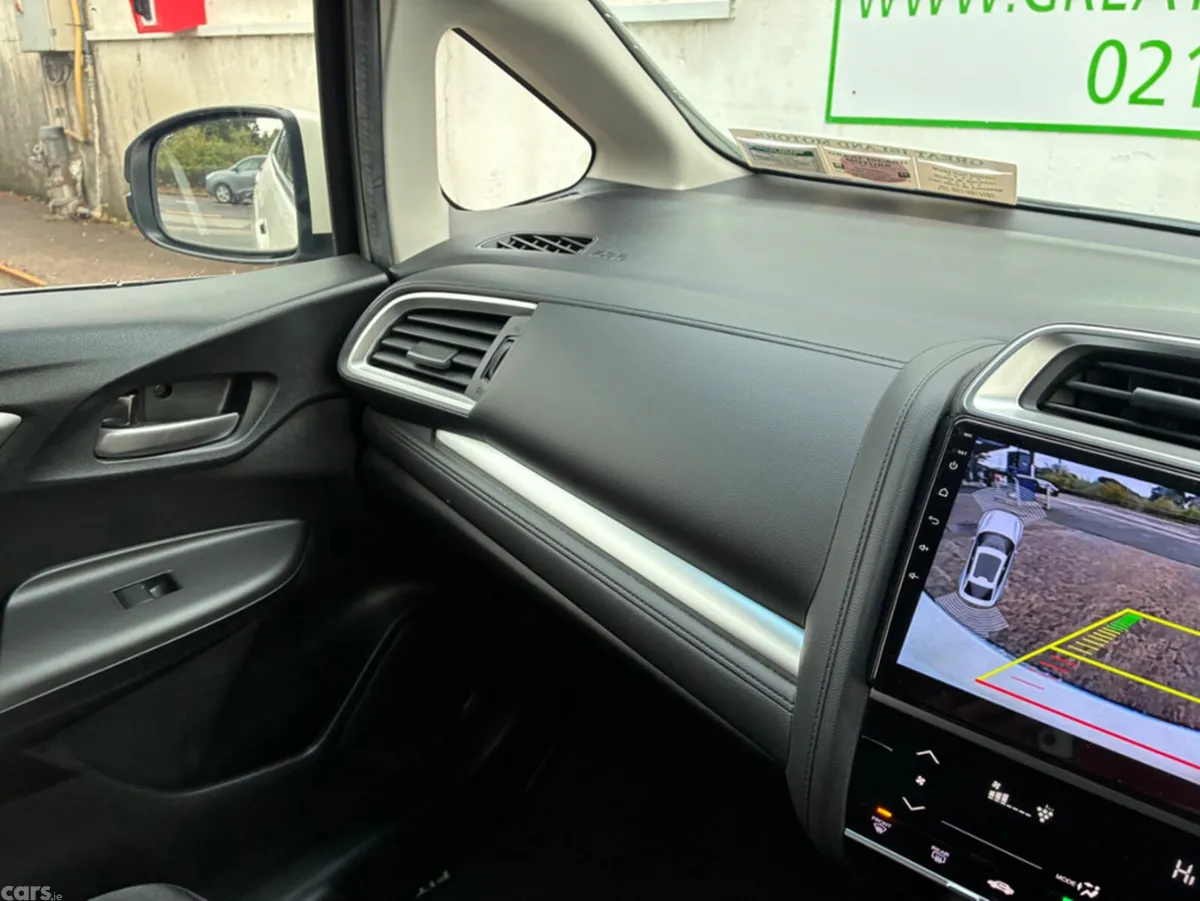 Honda Fit Hatchback, Petrol Hybrid, 2018, White