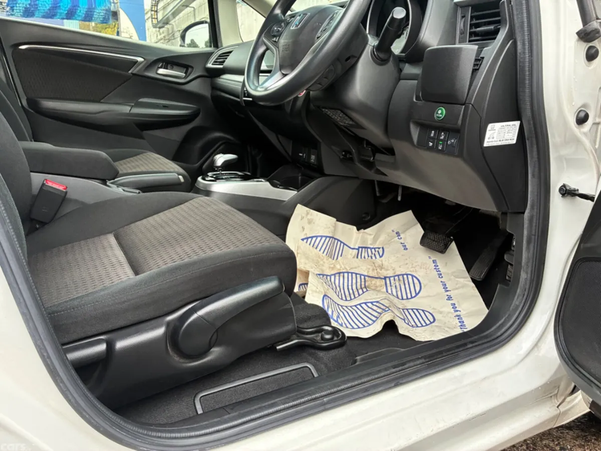 Honda Fit Hatchback, Petrol Hybrid, 2018, White