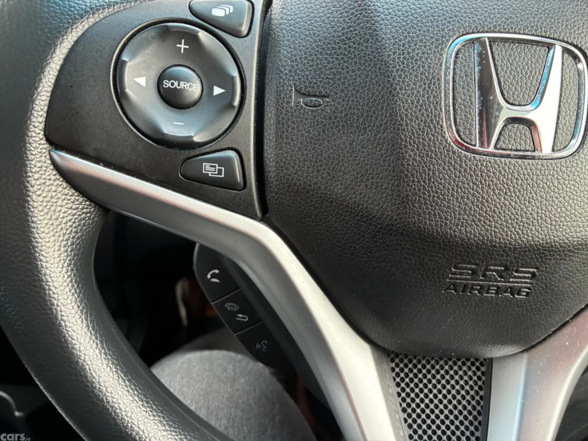 Honda Fit Hatchback, Petrol Hybrid, 2018, White