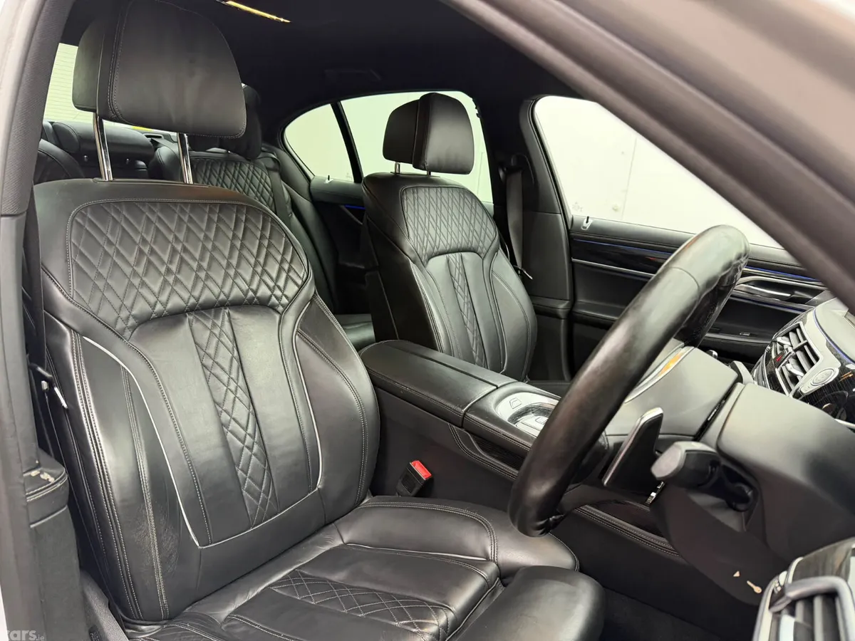 BMW 7-Series Saloon, Diesel, 2019, Silver