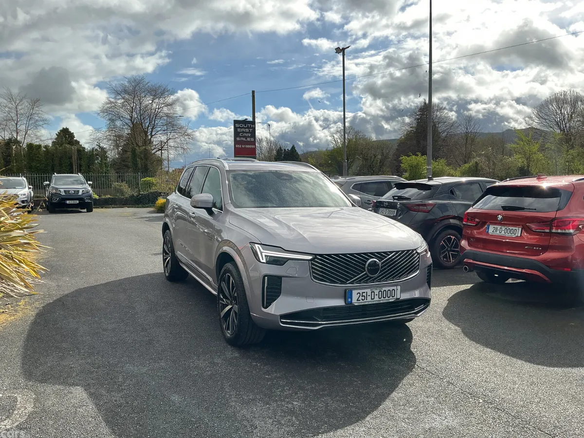 Volvo XC90 SUV, Petrol Hybrid, 2025, Silver