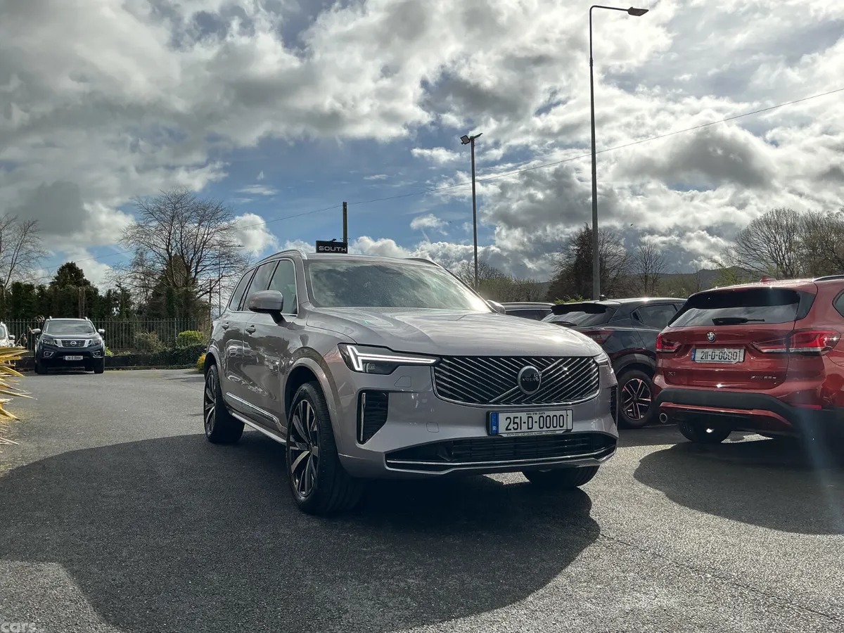 Volvo XC90 SUV, Petrol Hybrid, 2025, Silver