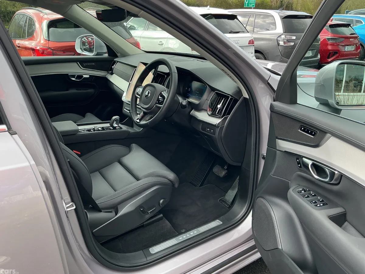 Volvo XC90 SUV, Petrol Hybrid, 2025, Silver