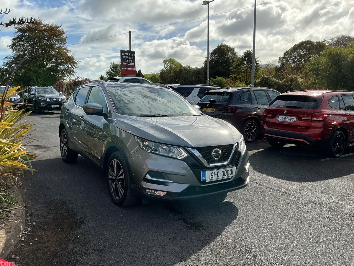 Nissan Qashqai SUV, Diesel, 2019, Grey