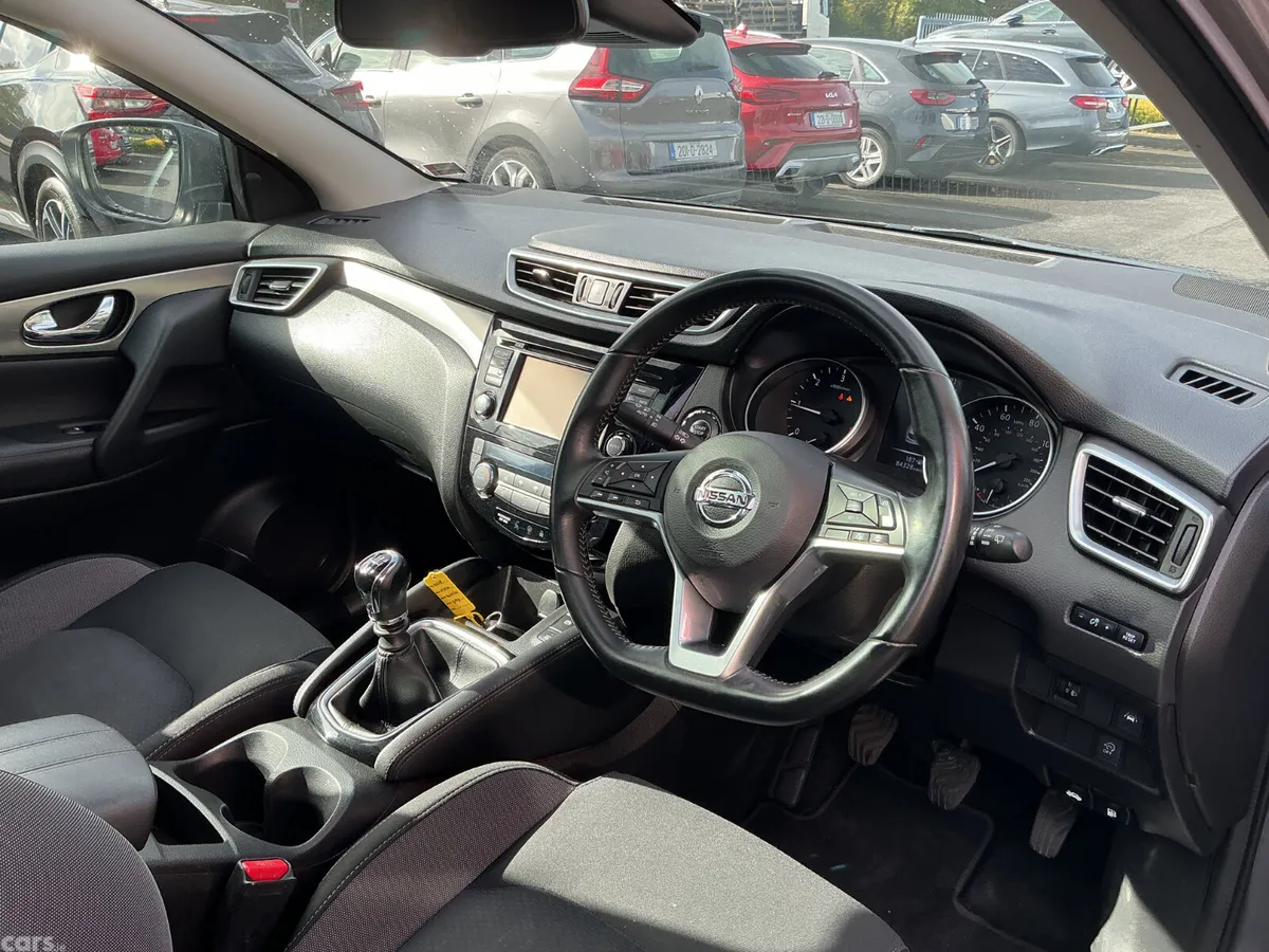 Nissan Qashqai SUV, Diesel, 2019, Grey