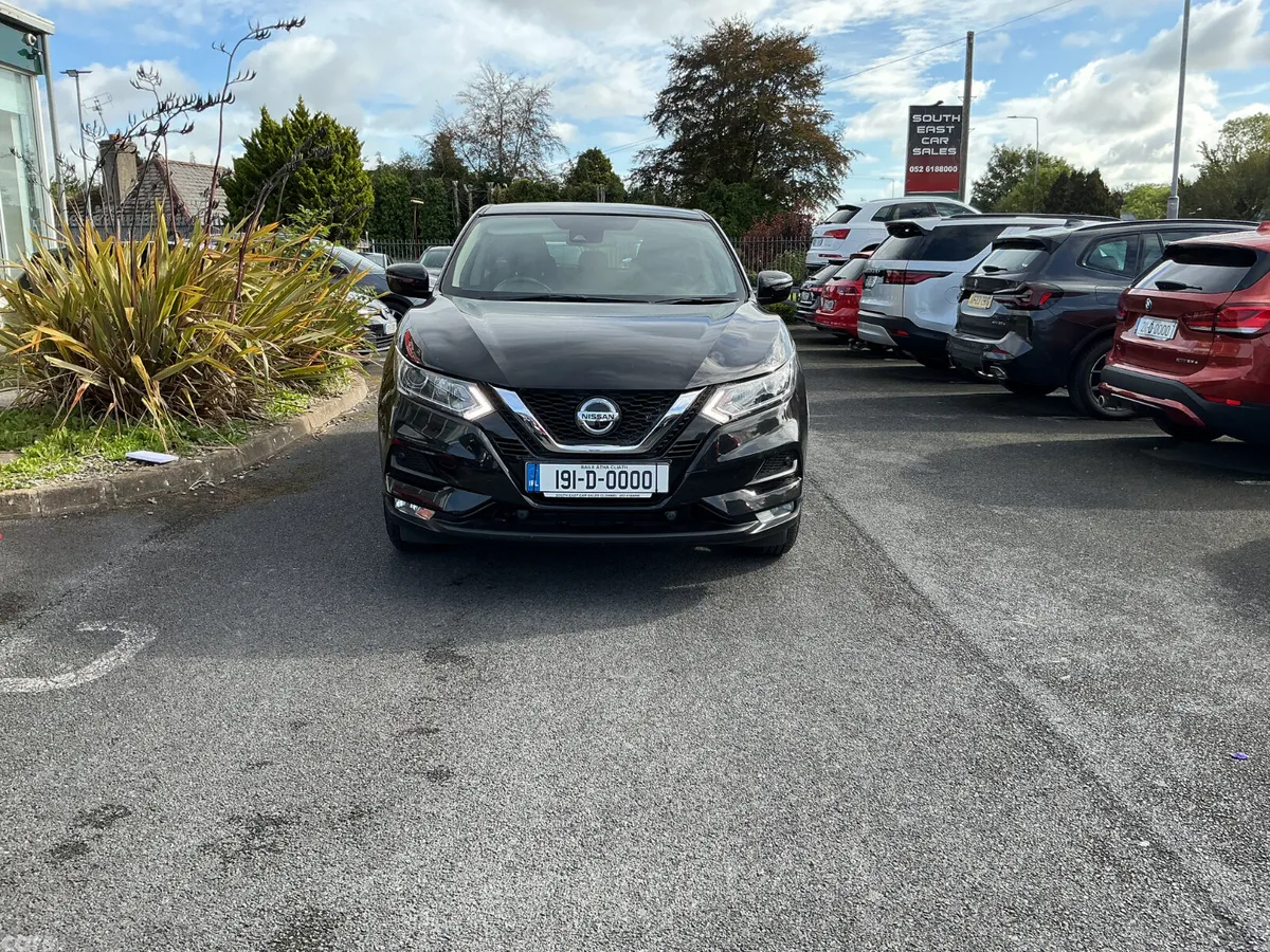 Nissan Qashqai SUV, Diesel, 2019, Black