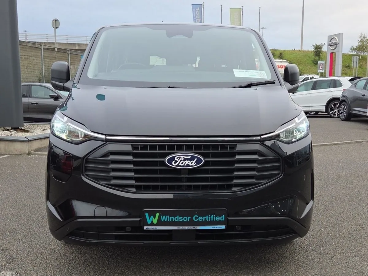 Ford Transit Custom MPV, Petrol Plug-in Hybrid, 2026, Black