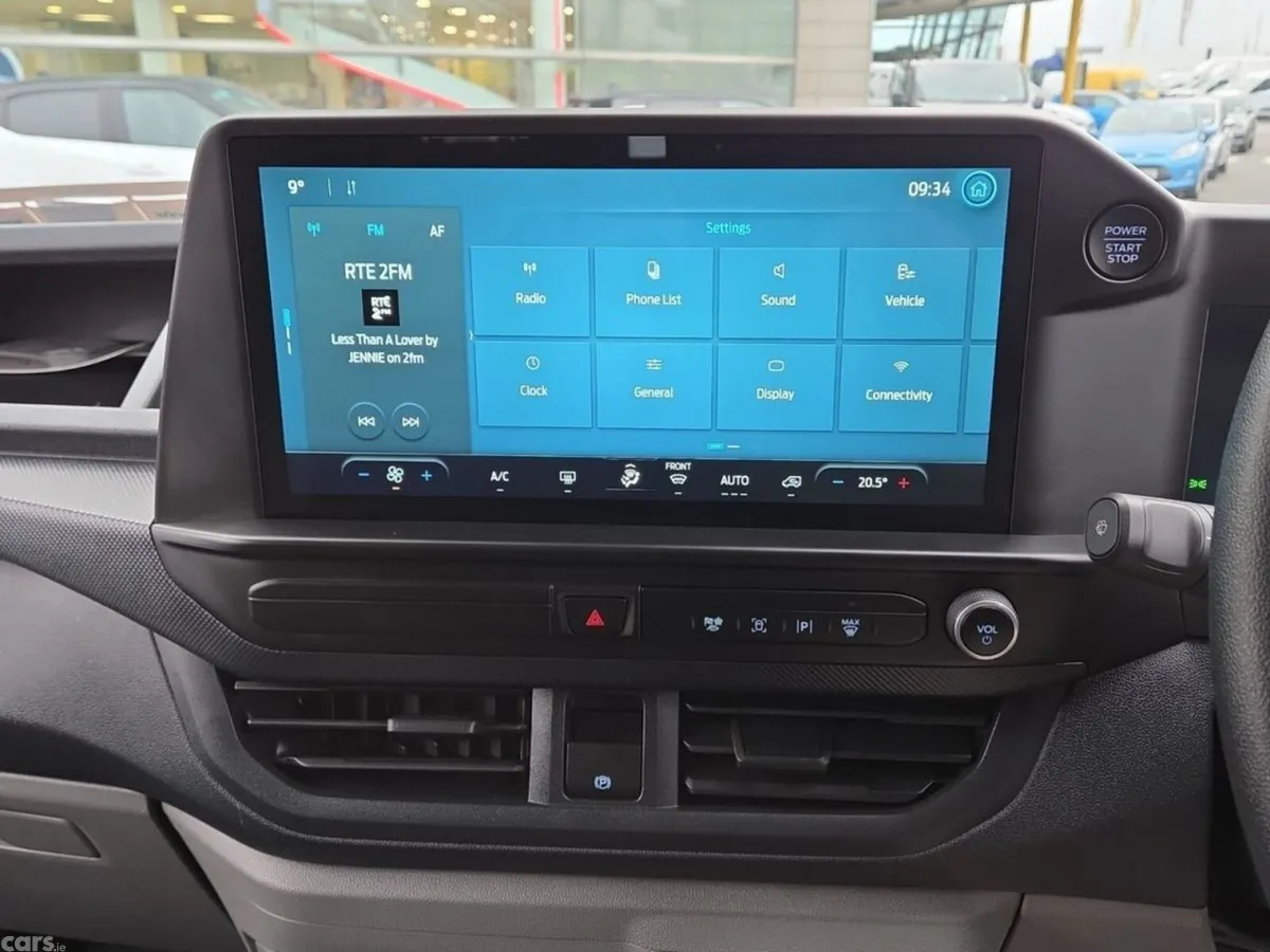 Ford Transit Custom MPV, Petrol Plug-in Hybrid, 2026, Black