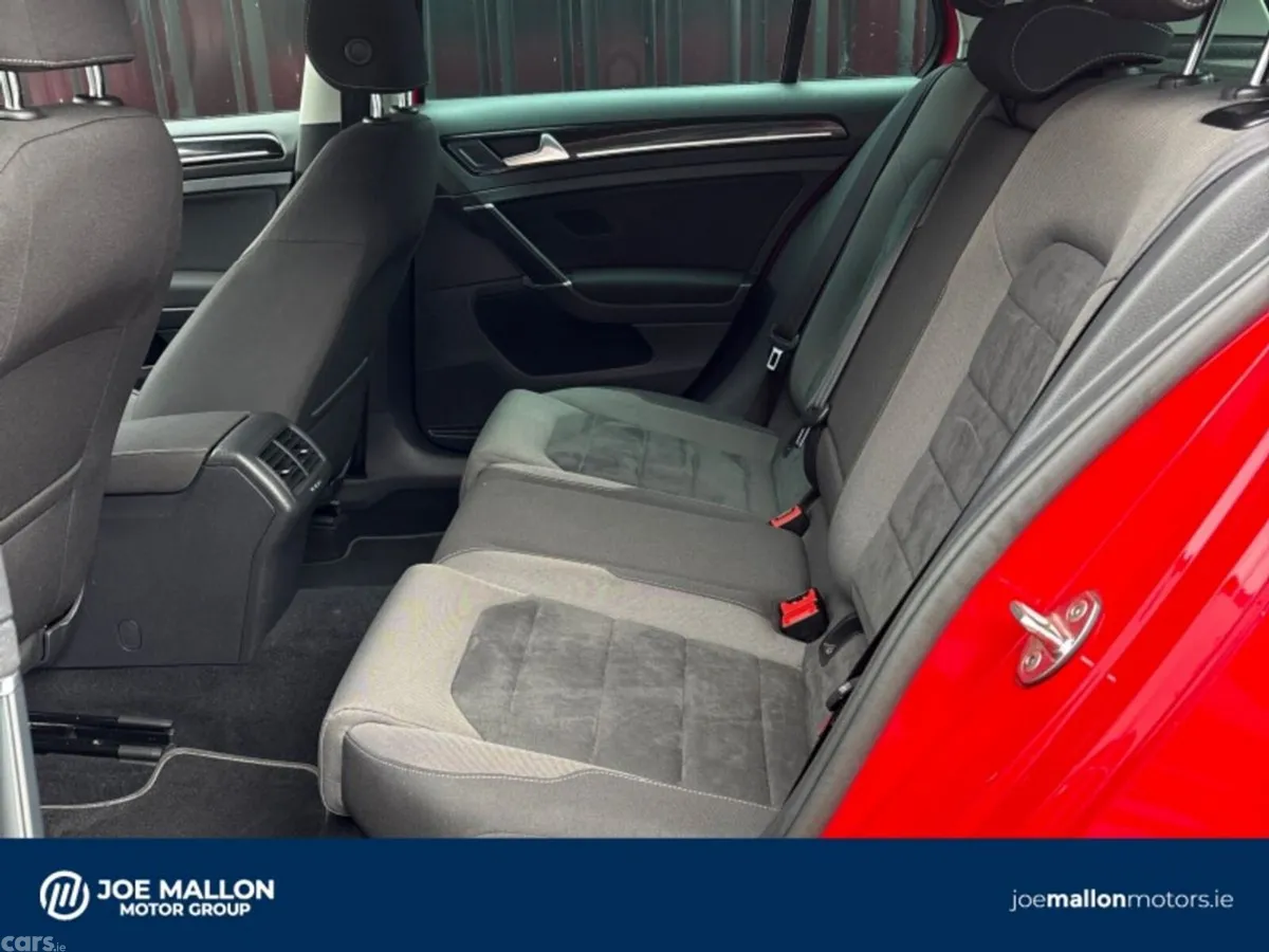 Volkswagen Golf Estate, Petrol, 2019, Red
