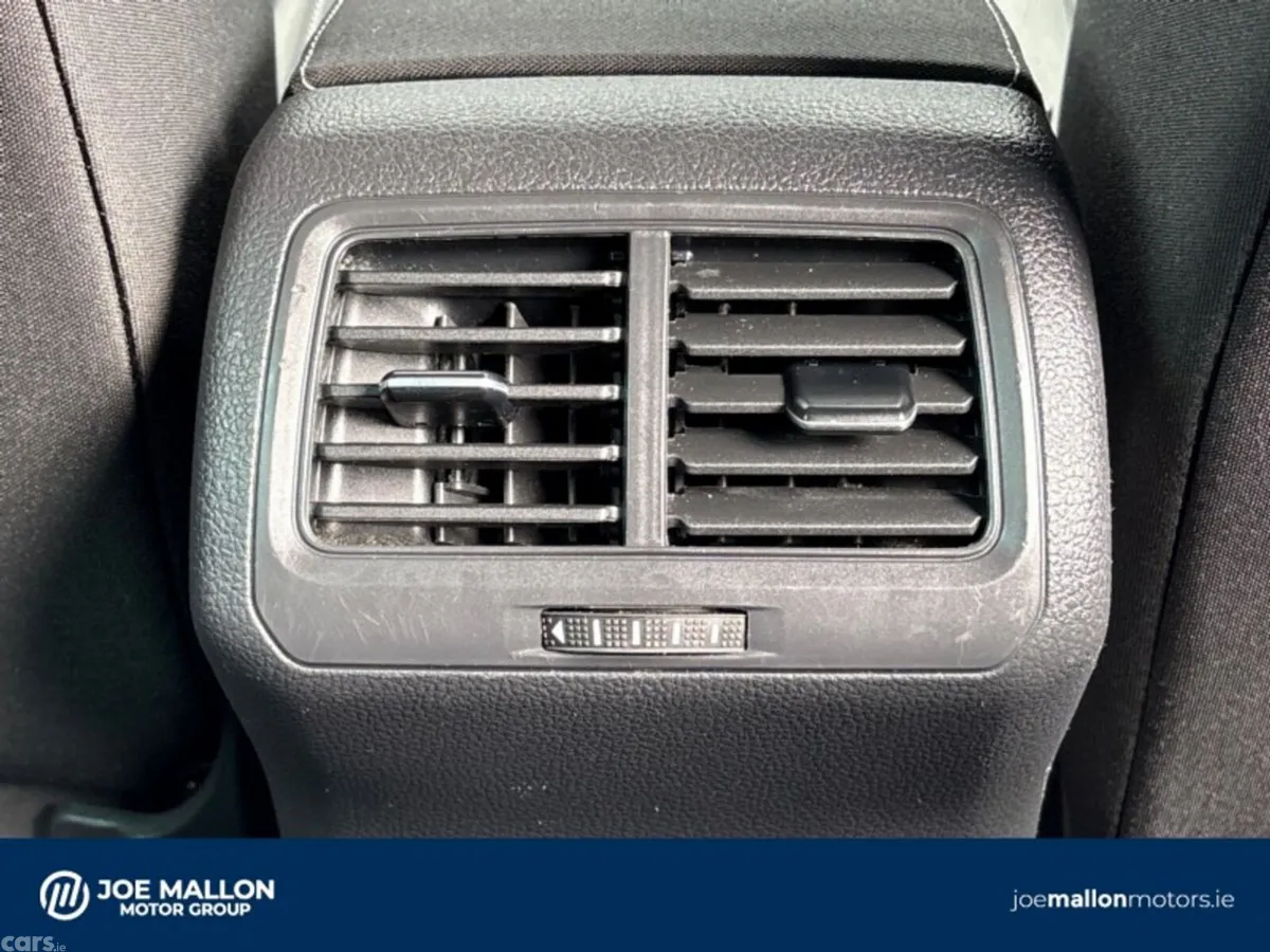 Volkswagen Golf Estate, Petrol, 2019, Red