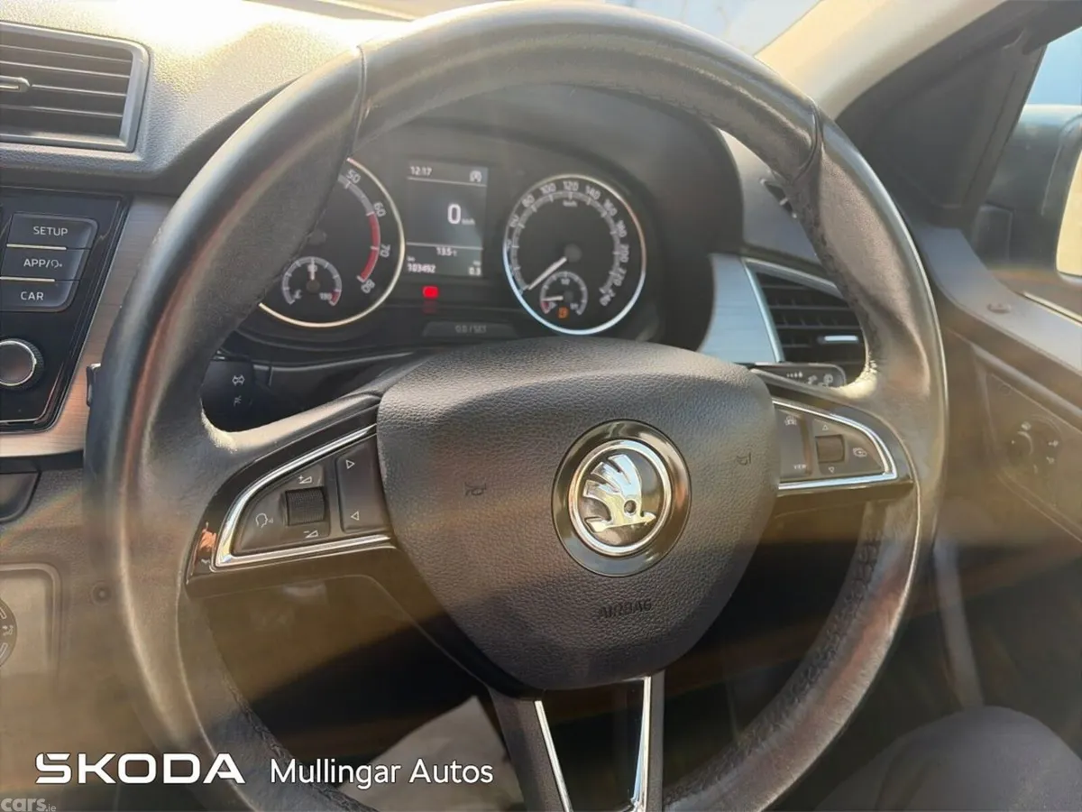 Skoda Fabia Hatchback, Petrol, 2019, Grey