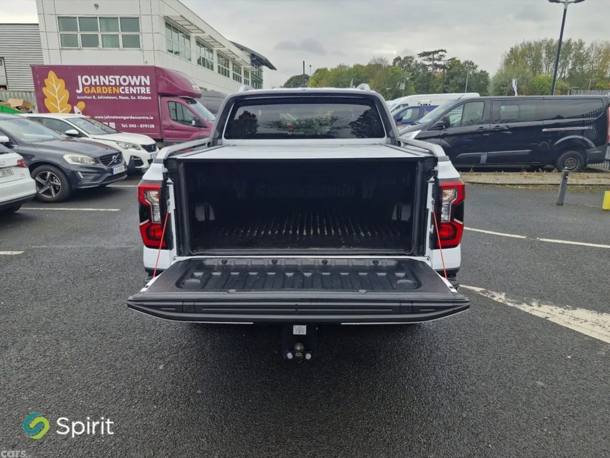 Ford Ranger MPV, Petrol Plug-in Hybrid, 2026, White