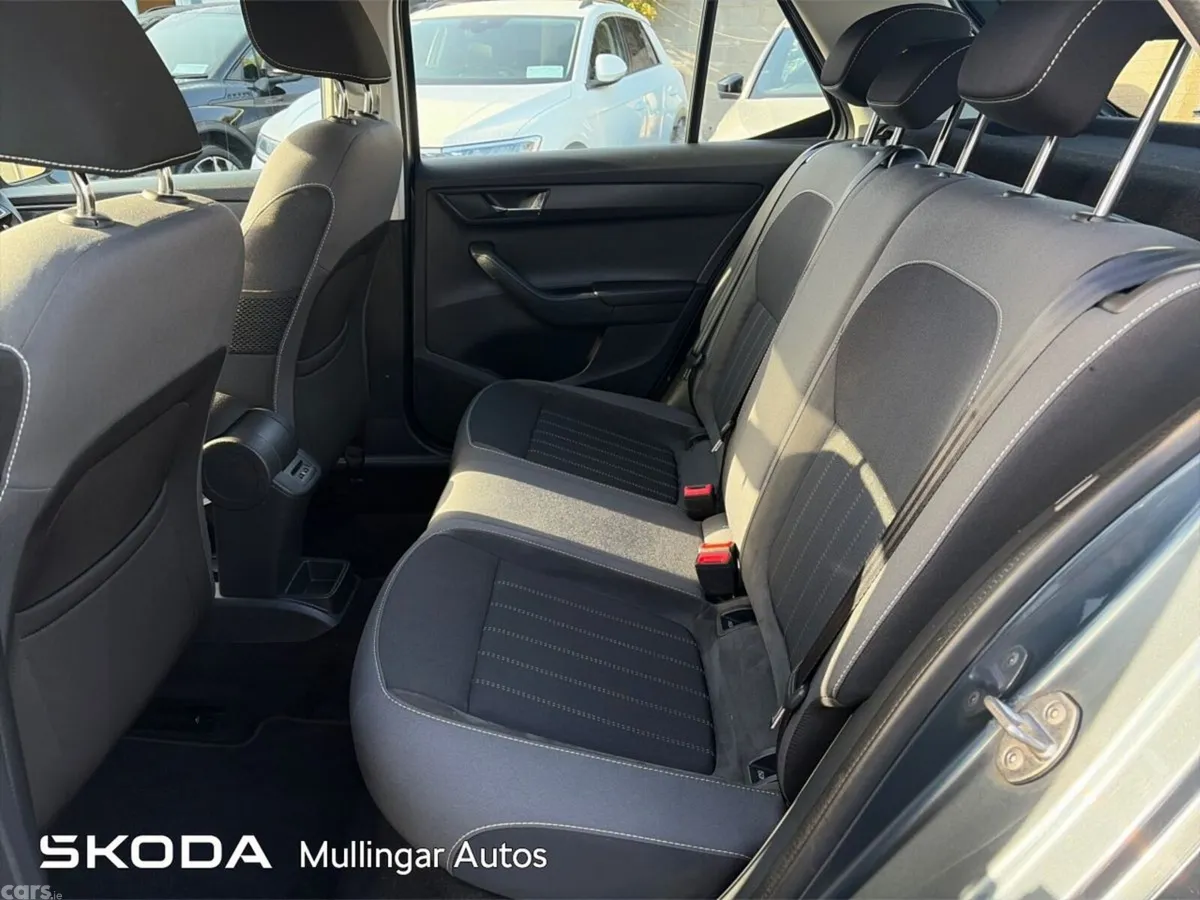 Skoda Fabia Hatchback, Petrol, 2019, Grey