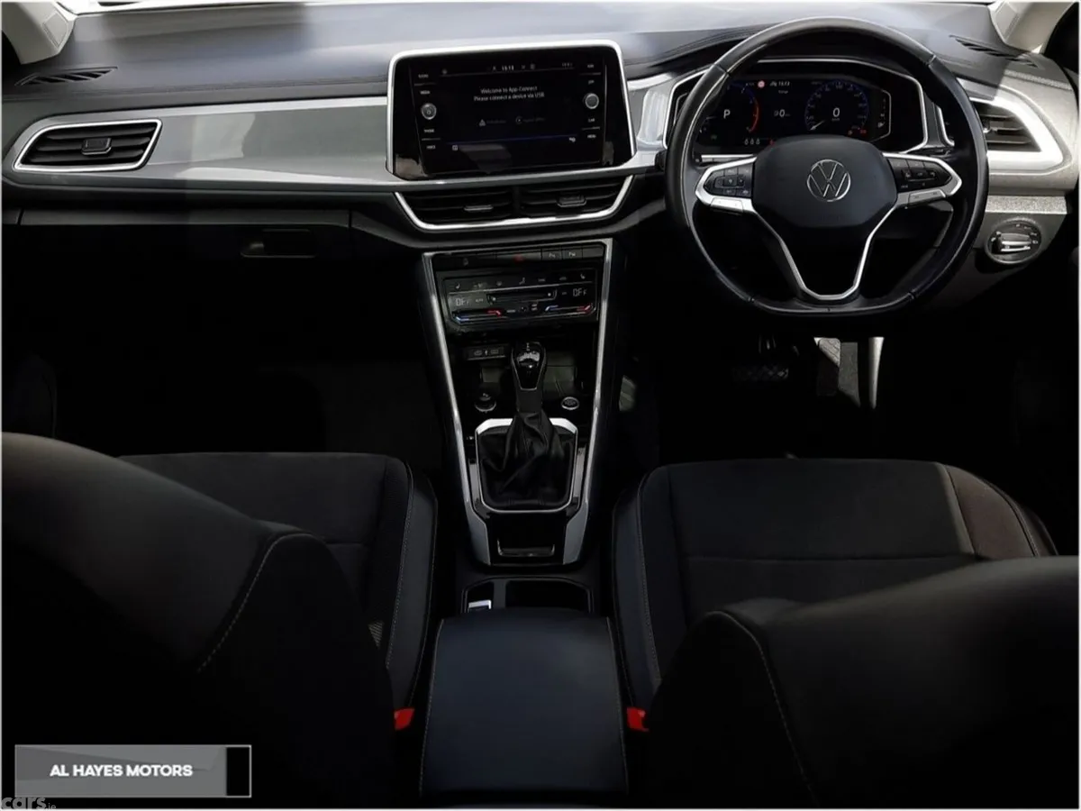 Volkswagen T-Roc SUV, Petrol, 2024, White