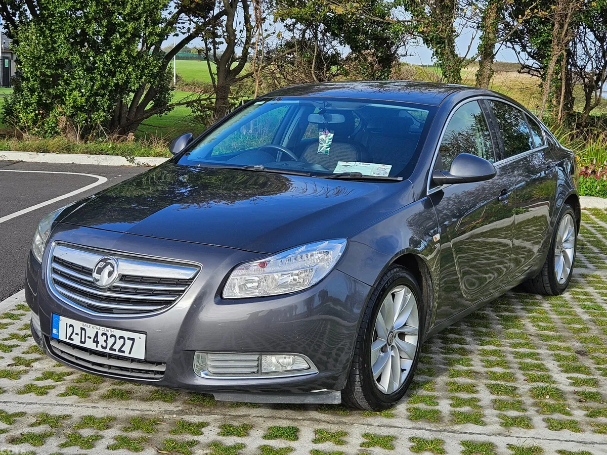 Opel Insignia Hatchback, Diesel, 2012, Grey