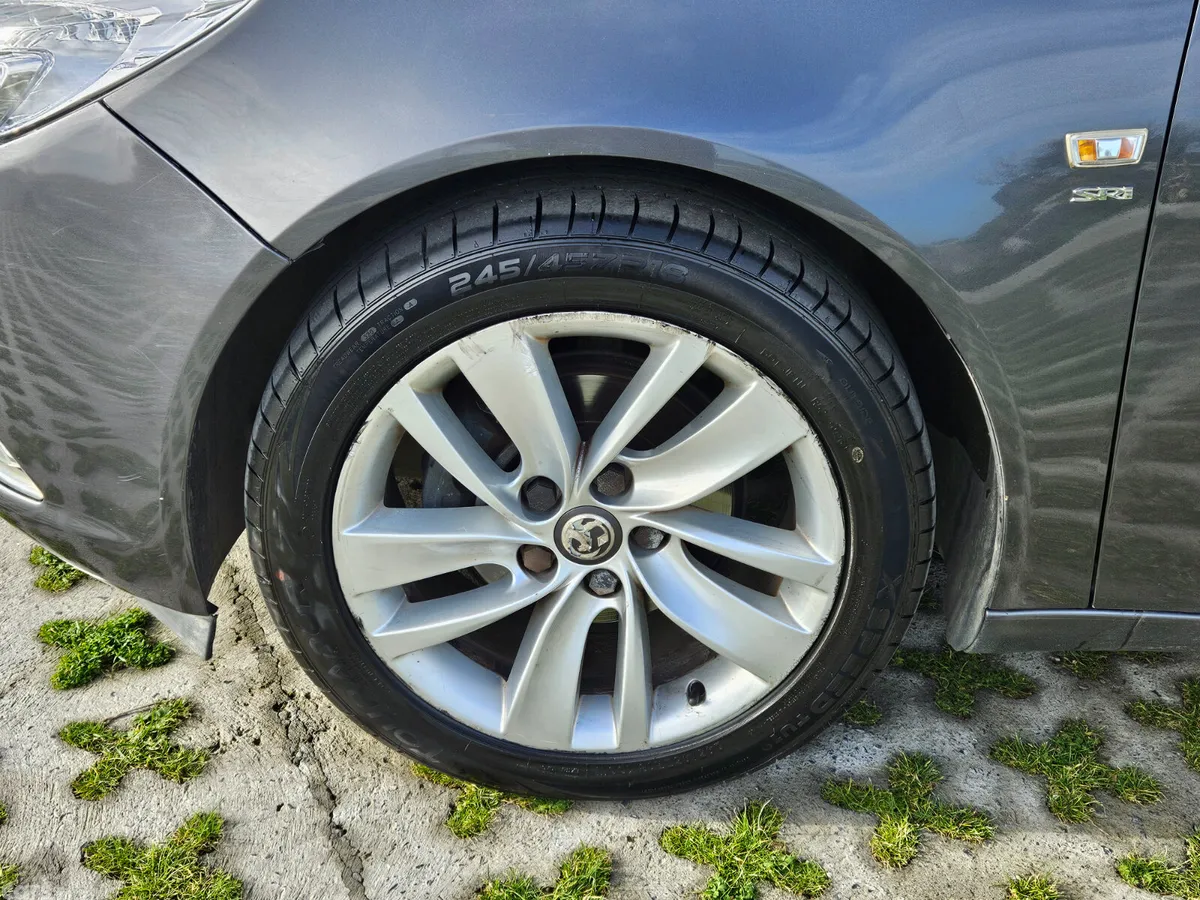 Opel Insignia Hatchback, Diesel, 2012, Grey