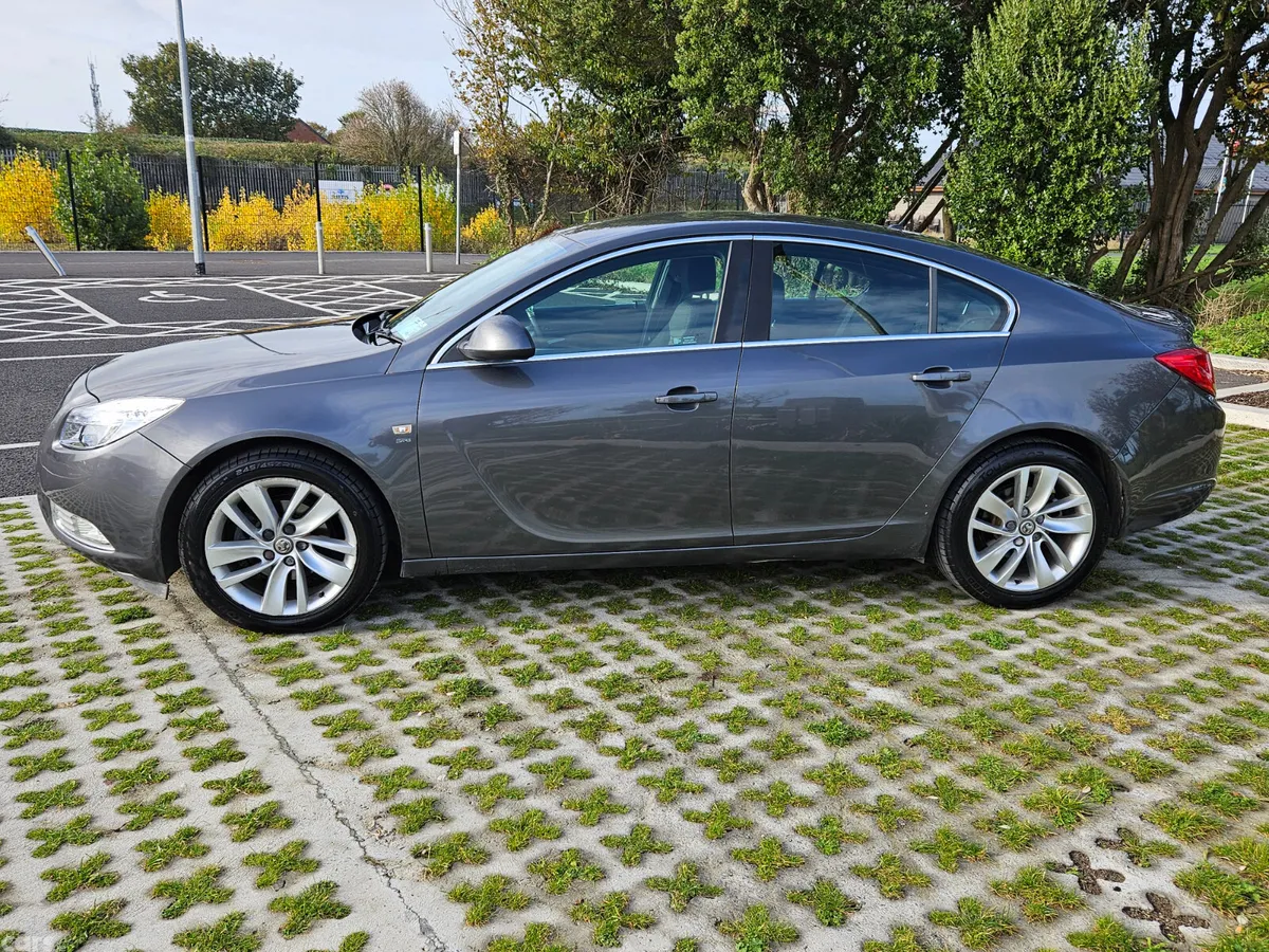 Opel Insignia Hatchback, Diesel, 2012, Grey