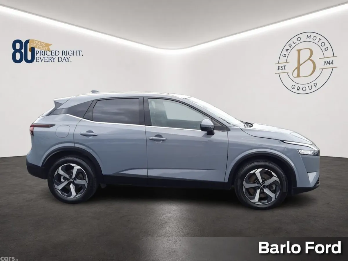 Nissan Qashqai MPV, Petrol, 2024, Grey