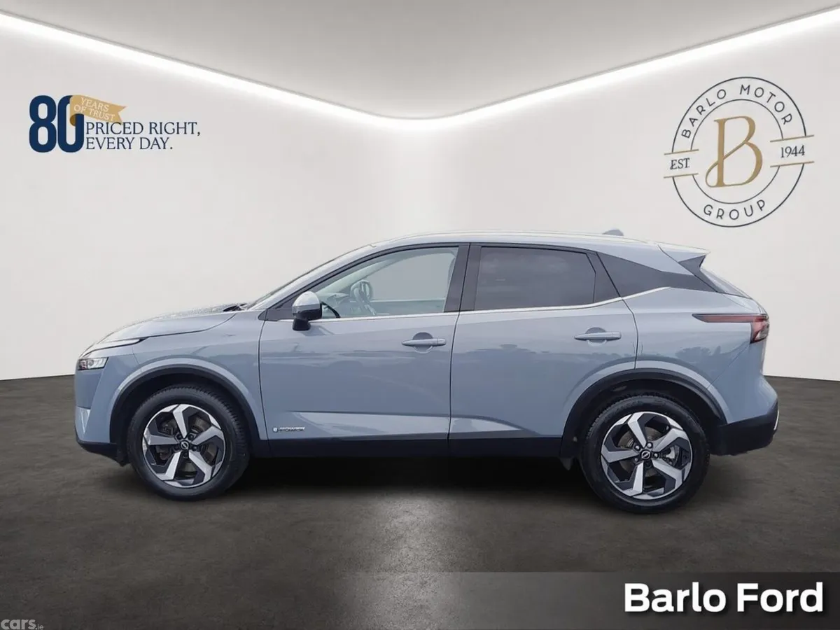 Nissan Qashqai MPV, Petrol, 2024, Grey