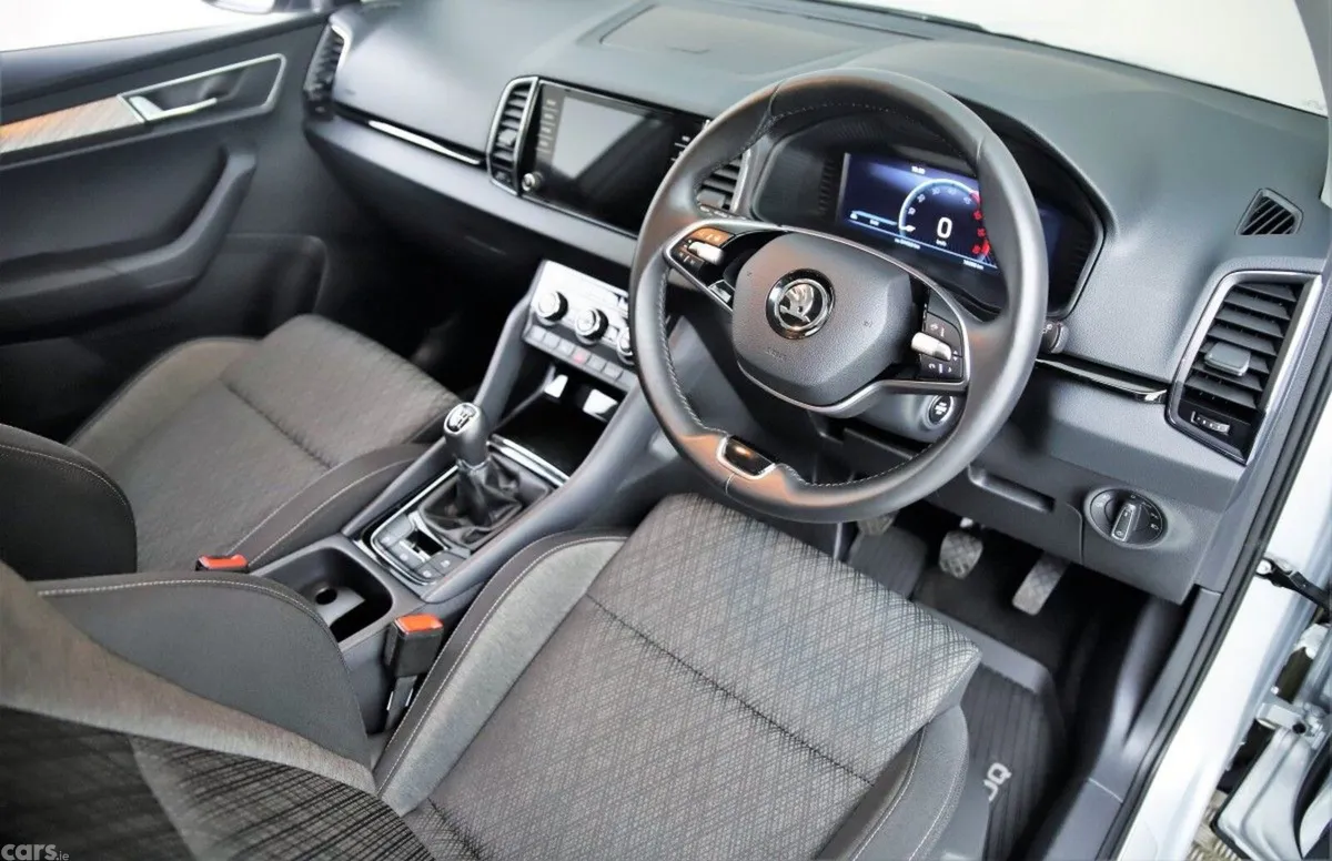 Skoda Karoq SUV, Diesel, 2024, Silver