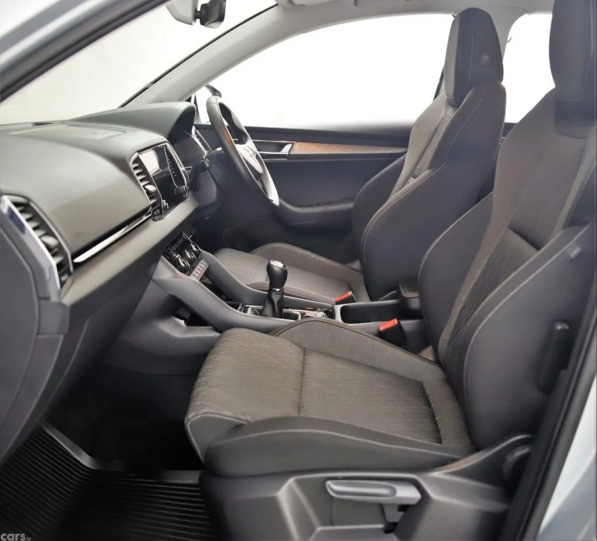 Skoda Karoq SUV, Diesel, 2024, Silver