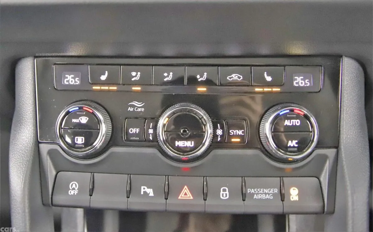 Skoda Karoq SUV, Diesel, 2024, Silver