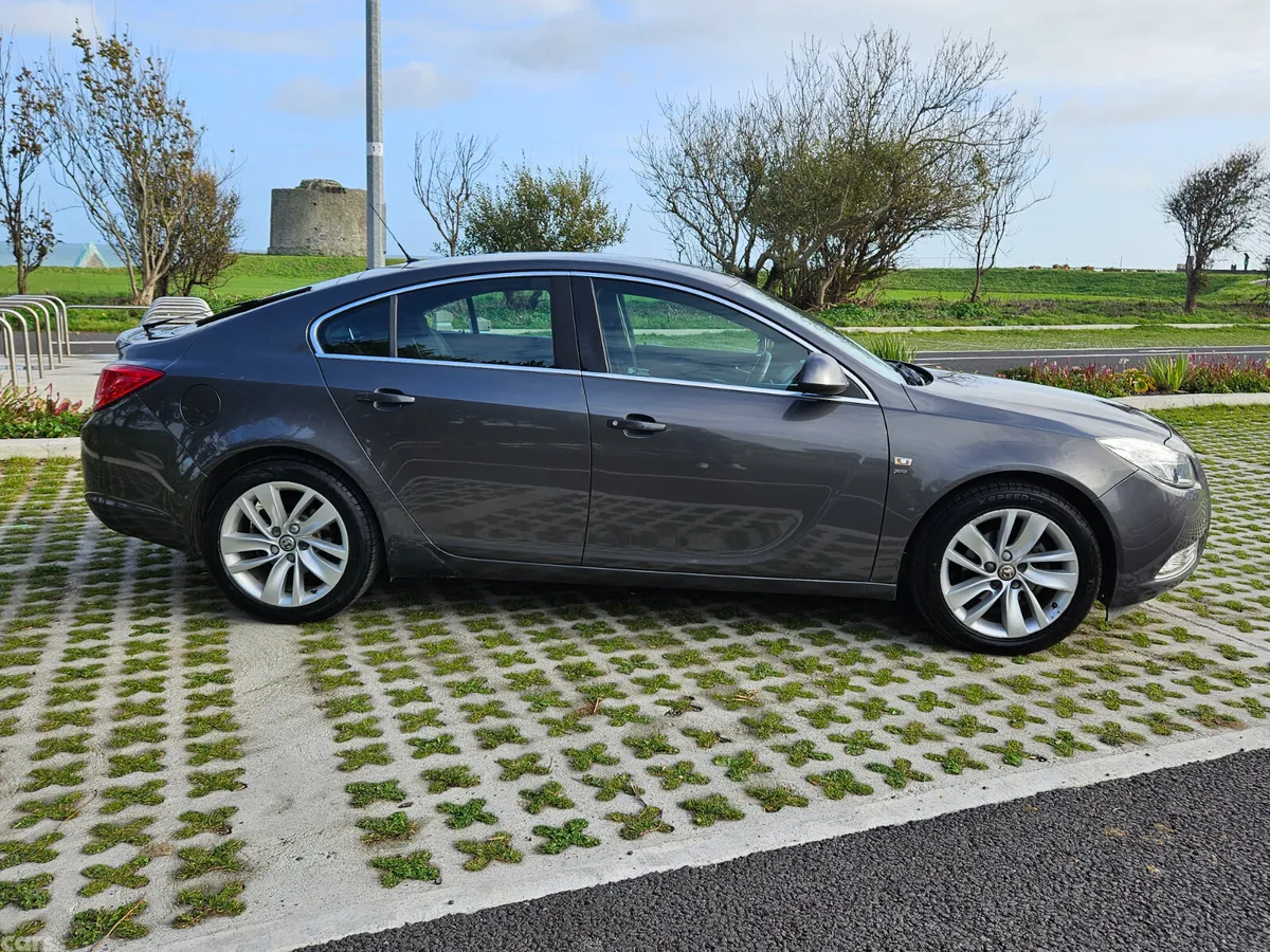 Opel Insignia Hatchback, Diesel, 2012, Grey